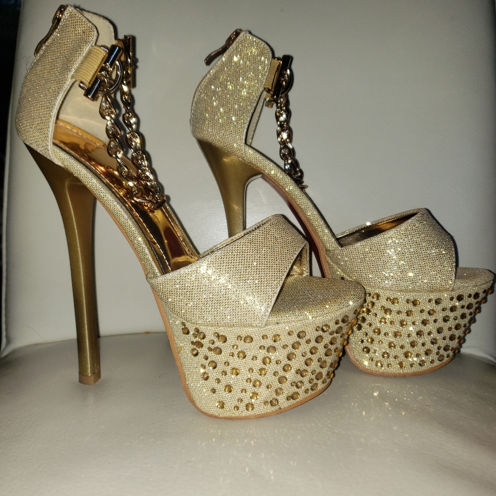 ***SOLD*** Metallic Gold Rhinestone platform heels - Picture 3 of 8